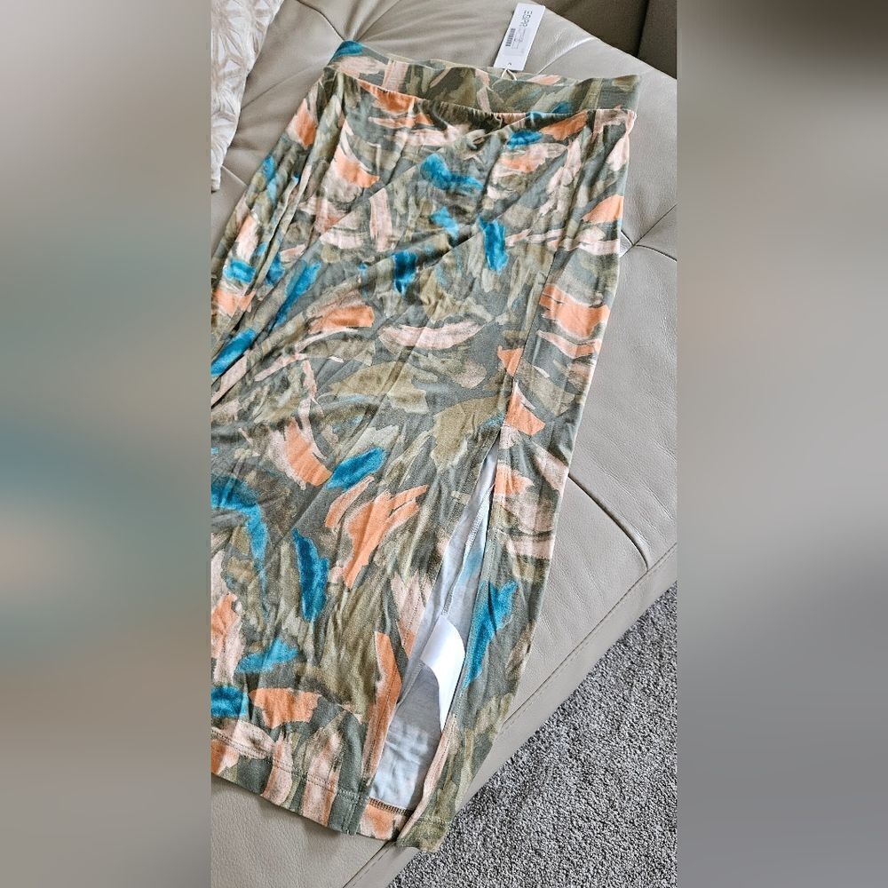 Esprit nwt skirt